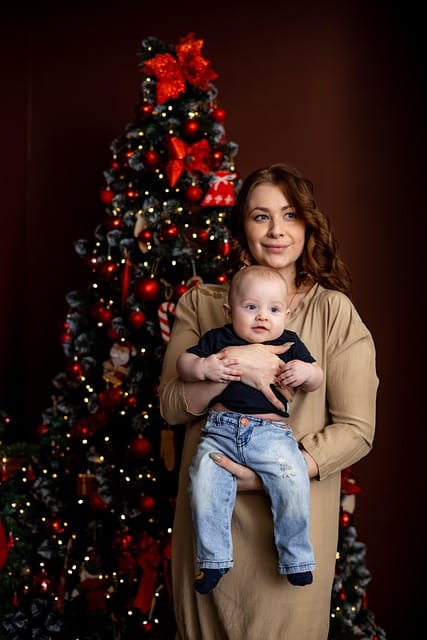Familie fericită cu Moș Crăciun